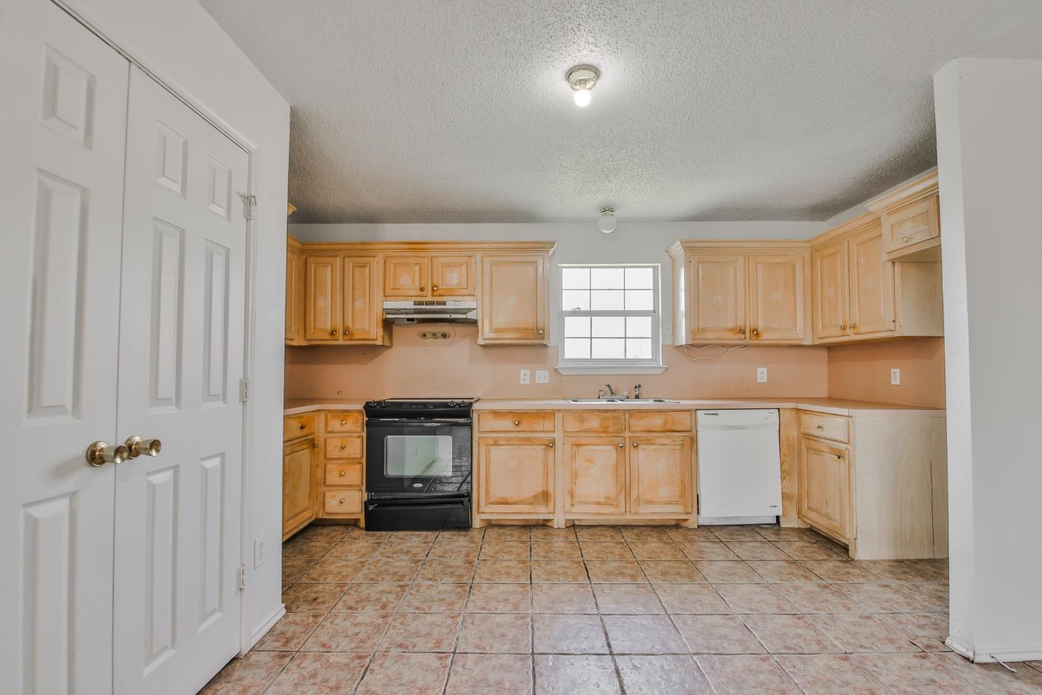 2441 East 30th Street, Lubbock, TX 79404 | Compass