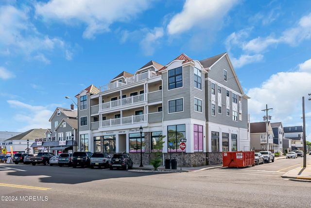 $1,475,000 | 1136 Ocean Avenue, Unit 302 | Sea Bright