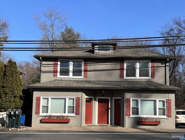 $3,250 | 2 Orangeburgh Road, Unit 2 | Pascack Valley