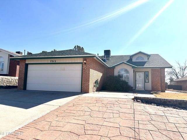 $1,900 | 7312 Golden Hawk Drive | Desierto Plaza