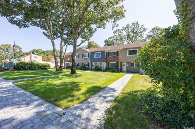 $2,900 | 40 West 4th Street, Unit 7 | Patchogue