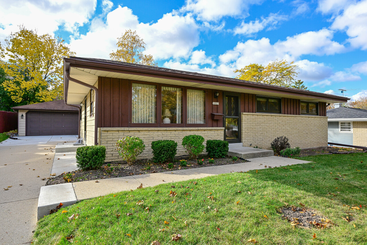 Crisp Curb Appeal