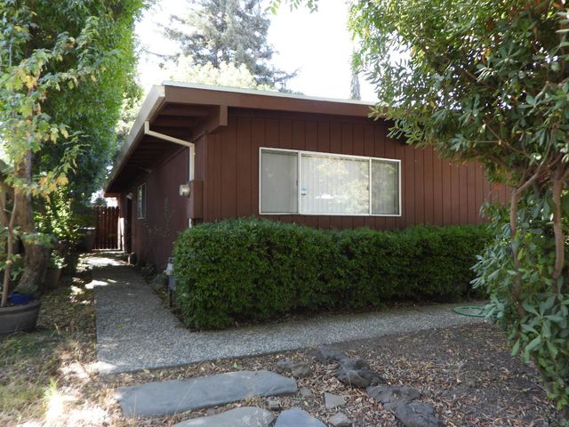 $645,500 | 616 Isla Place | North Davis