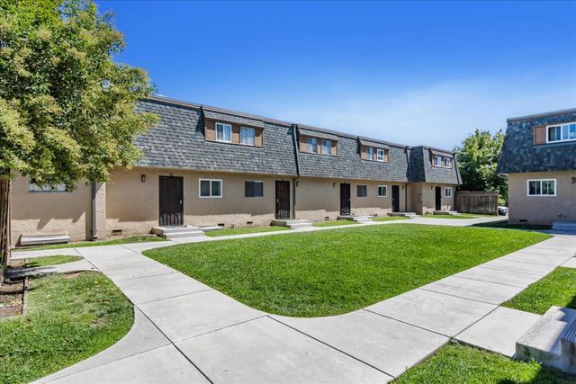 $515,000 | 2925 Florence Avenue, Unit 12 | East San Jose