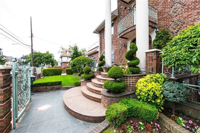 $3,799,000 | 7325 14th Avenue | Bensonhurst