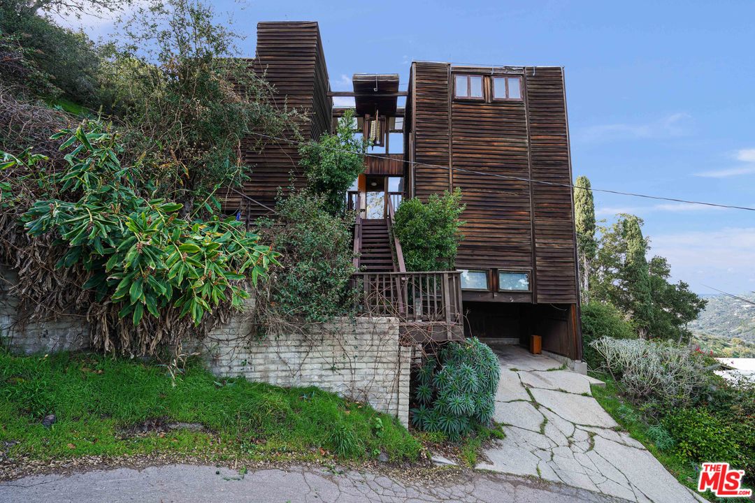 611 Sky Line Trail, Topanga, CA 90290