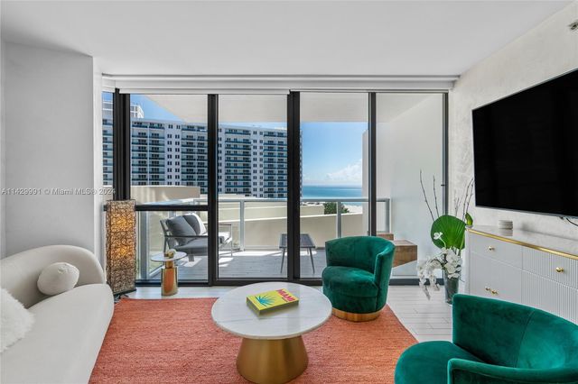 $2,750,000 | 2201 Collins Avenue, Unit 811 | Miami Beach City Center