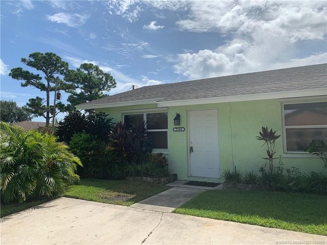 $2,100 | 5749 Southeast Collins Avenue | Port Salerno