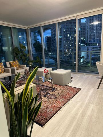 $3,990 | 90 Southwest 3rd Street, Unit 1113 | Downtown Miami