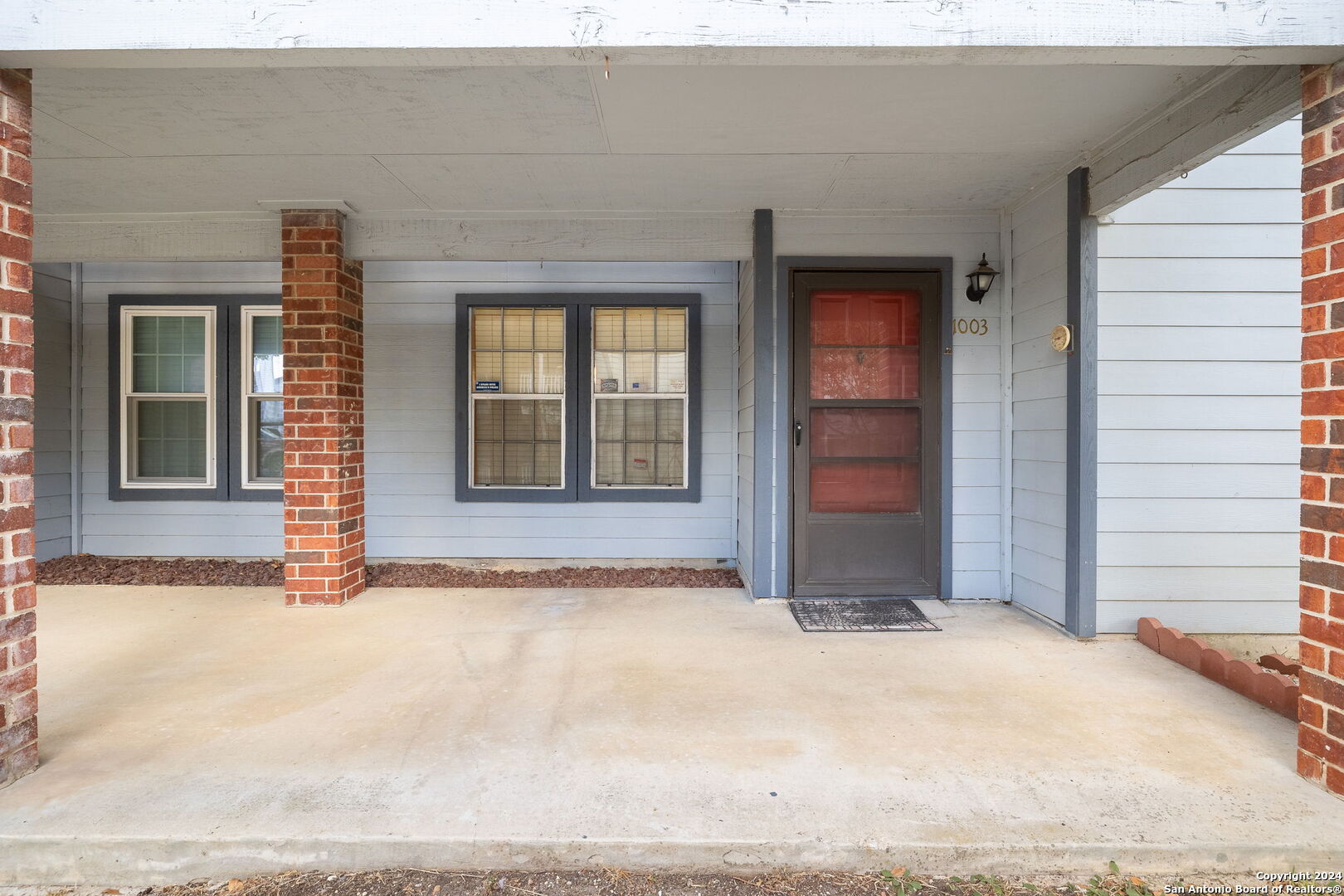 a view of entryway