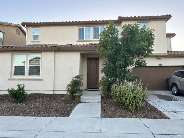 $750,000 | 736 Iris Drive | Vacaville