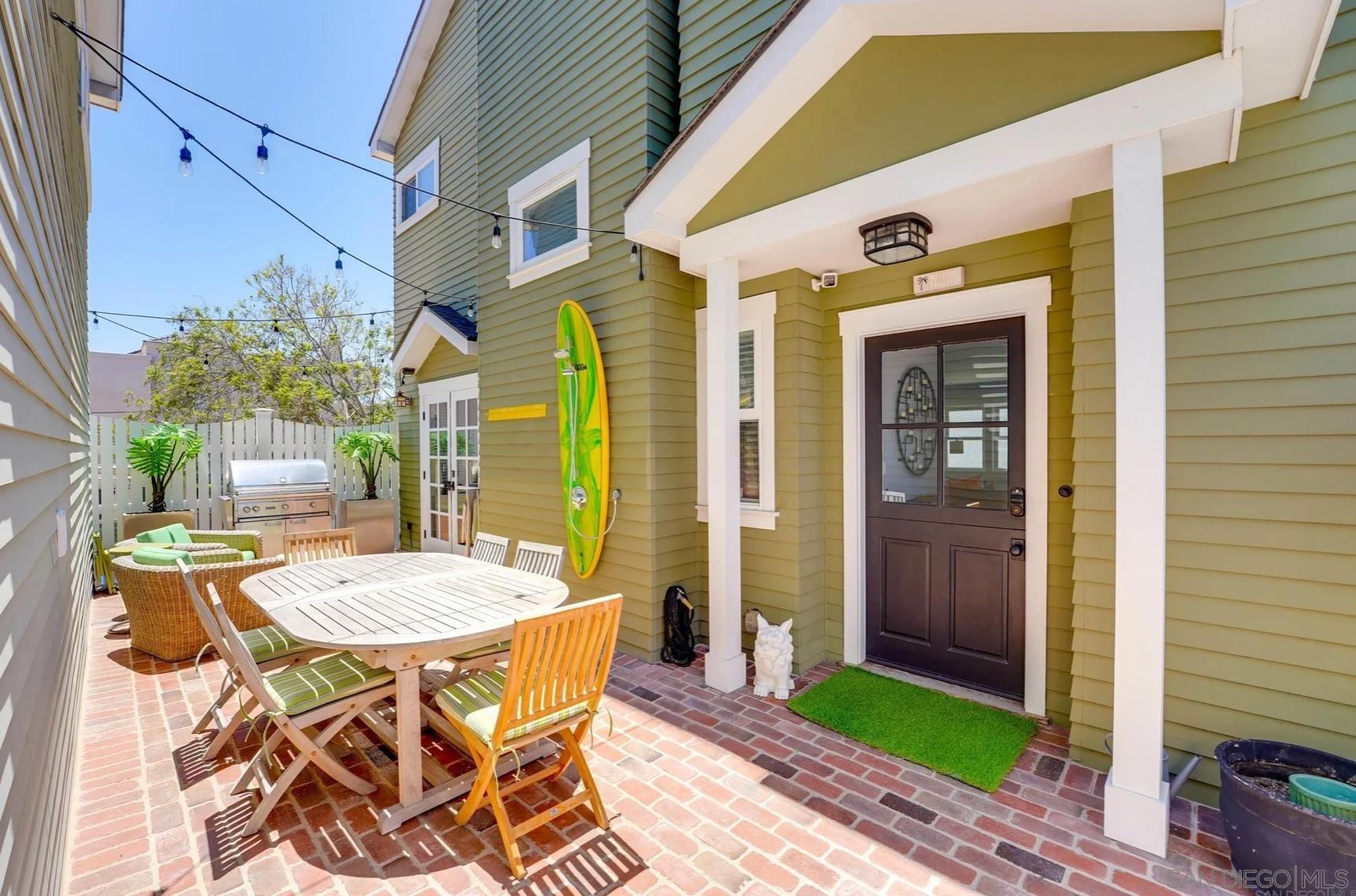 a view of an outdoor space with seating area