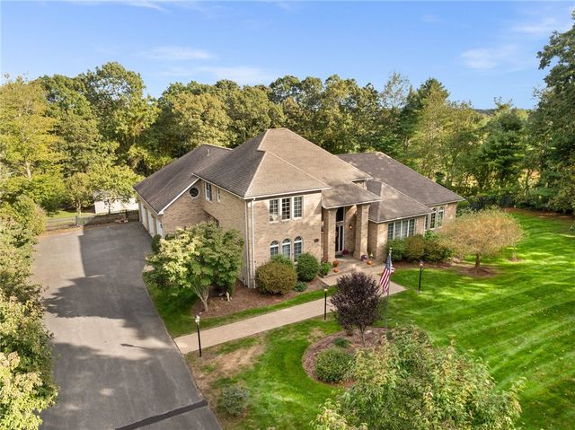 $1,695,000 | 195 Ridge Road | Middlebridge