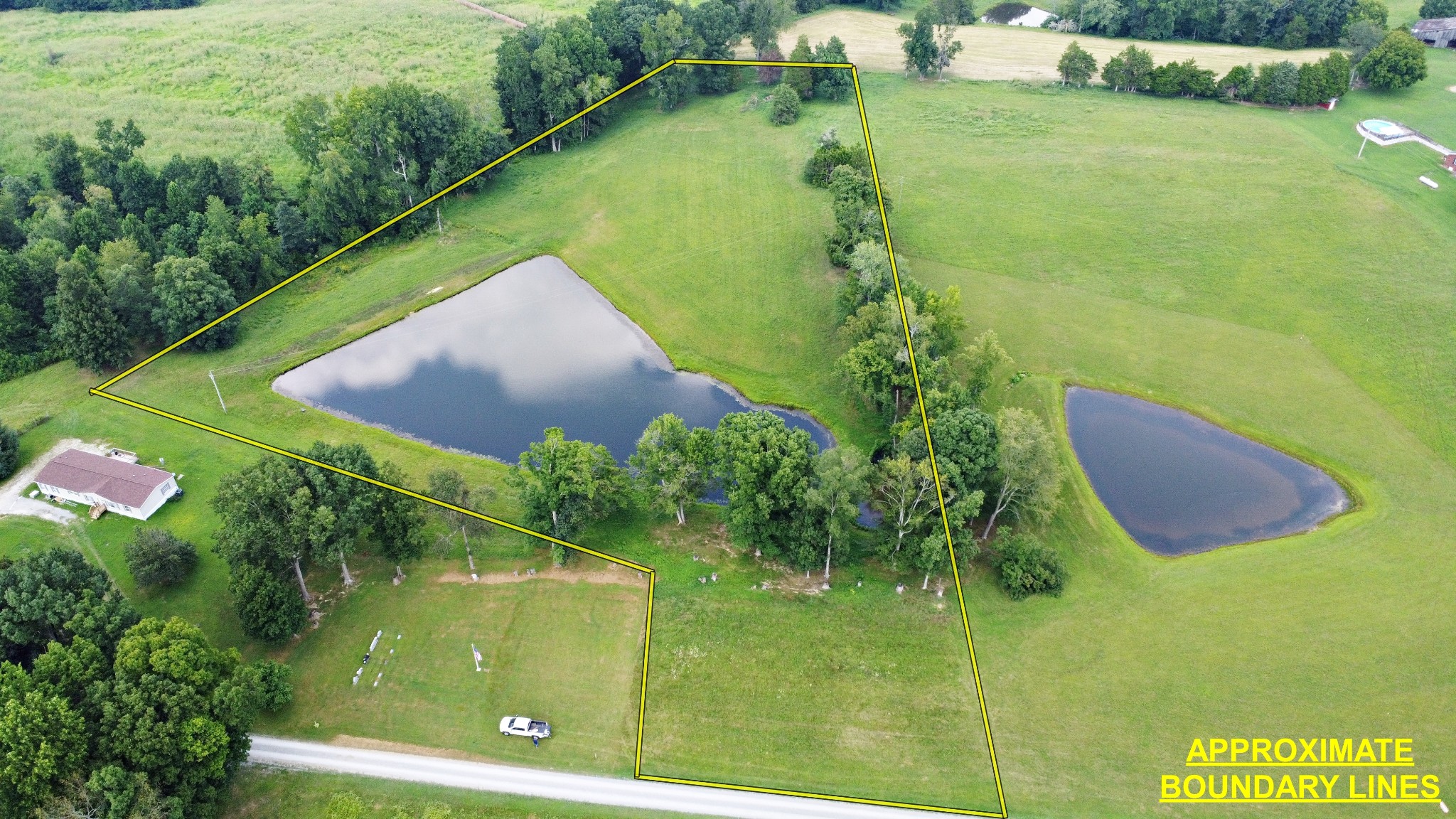 a view of a lake from a yard