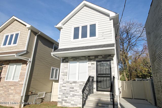 $688,888 | 49 Pine Street | Tompkinsville