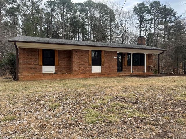 $1,700 | 3107 Mclong Drive | Jamestown Township - Guilford County