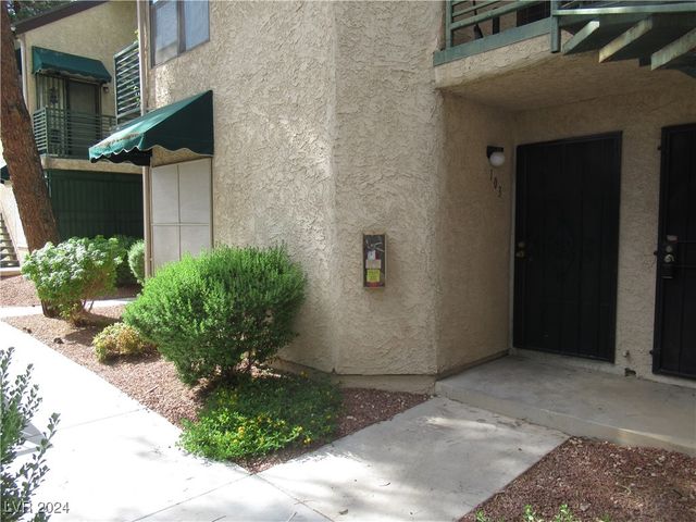 $150,000 | 520 Elm Drive, Unit 103 | Paradise Colony