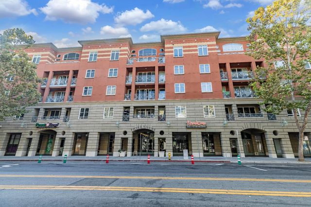 $899,999 | 130 East San Fernando Street, Unit 405 | Downtown San Jose