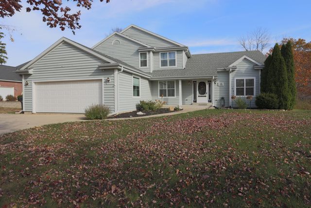 $595,000 | W204S8194 Pasadena Drive | Muskego