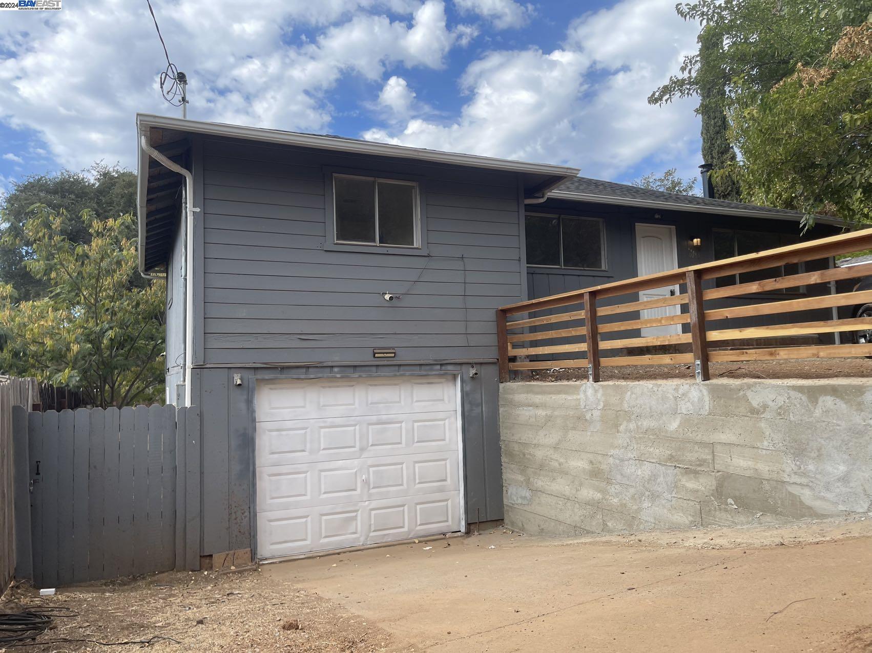 a side view of a house