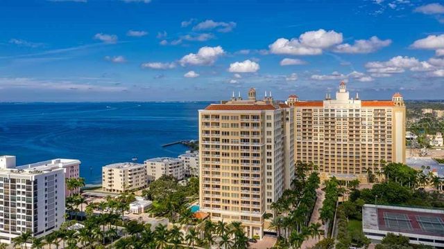 $2,750,000 | 35 Watergate Drive, Unit 503 | Sarasota