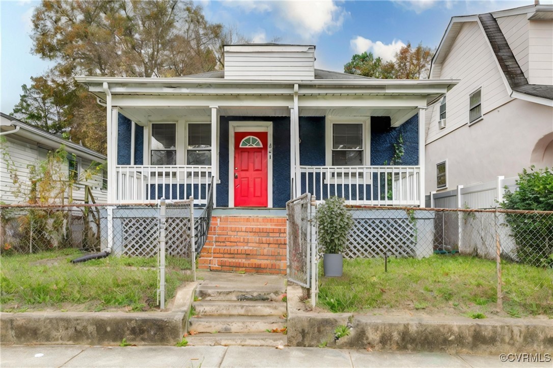 Bungalow with covered porch