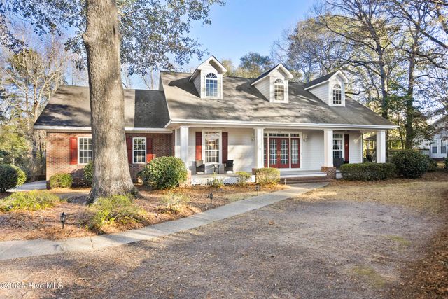 $499,900 | 286 Goose Neck Road West | Rocky Point Township - Pender County