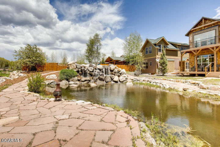 a view of a lake with houses