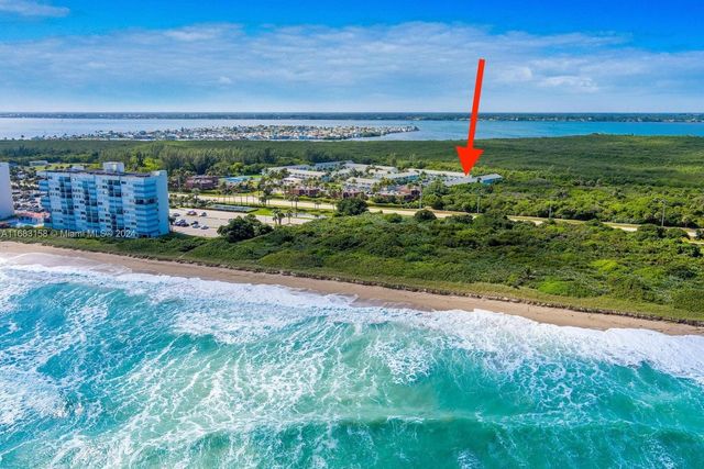 $2,100 | 9411 South Ocean Drive, Unit 19 | Hutchinson Island South