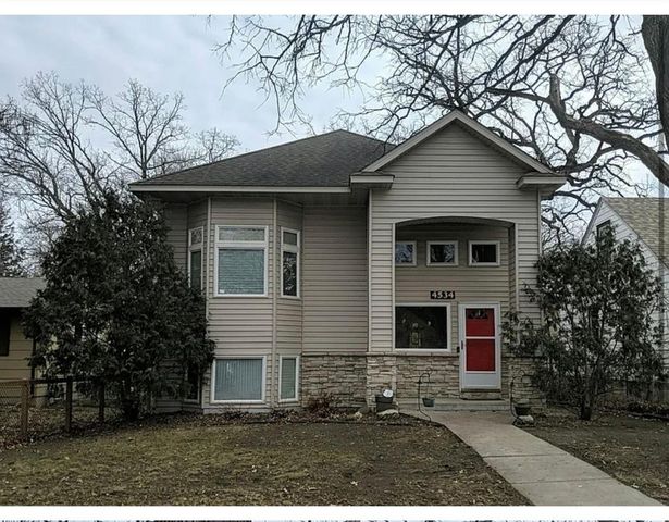 $379,000 | 4534 Penn Avenue North | Victory