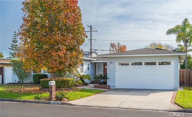 $3,200,000 | 1518 Priscilla Lane | West Bay-Santa Ana Heights