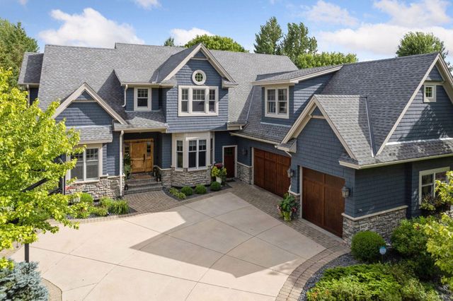 $1,395,000 | 8425 Kelzer Pond Drive | Victoria