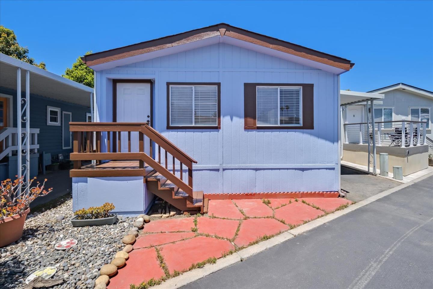 1555 Merrill Street Unit 5 Santa Cruz CA 95062 Compass