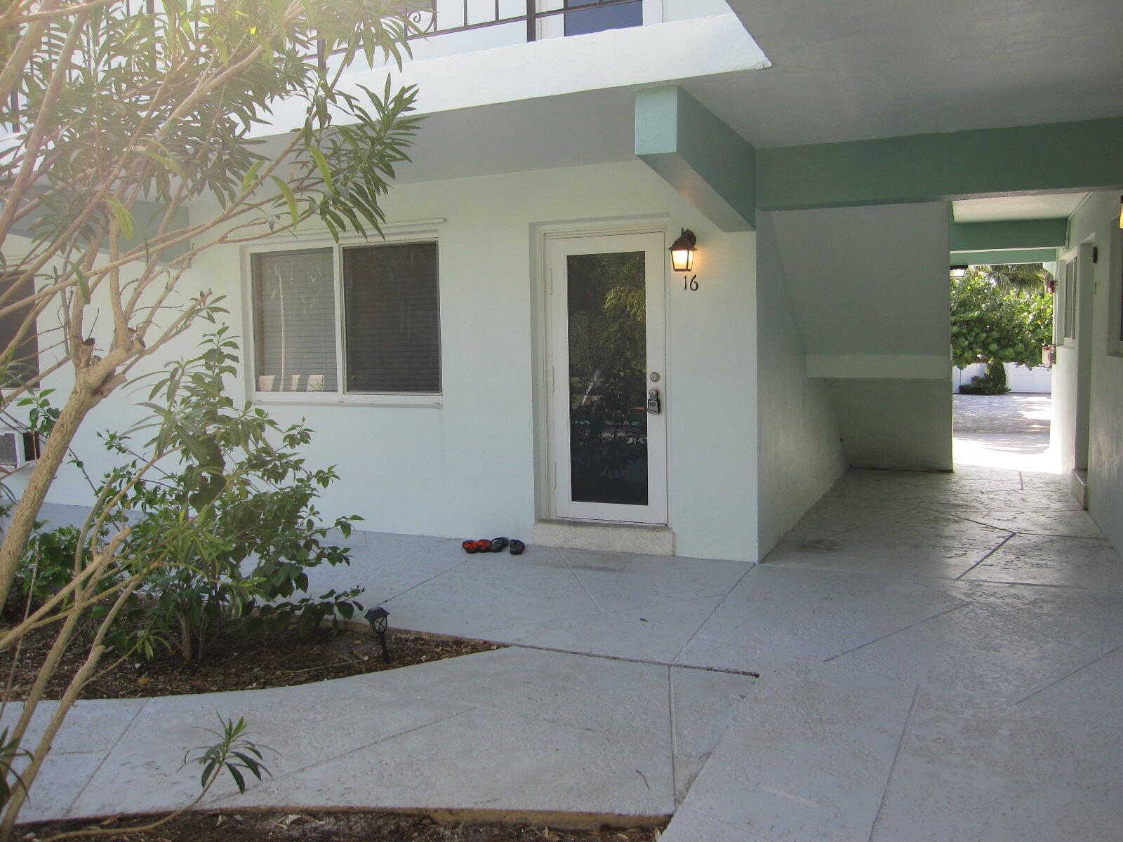 a view of a entryway of the house