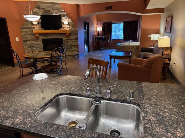 $174,750 | 2411 River Wisconsin Dells Wi 53965, Unit 2223 | Wisconsin Dells