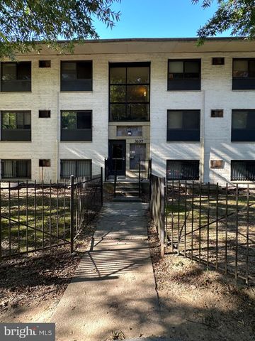 $120,000 | 3107 Naylor Road Southeast, Unit 203 | Randle Heights