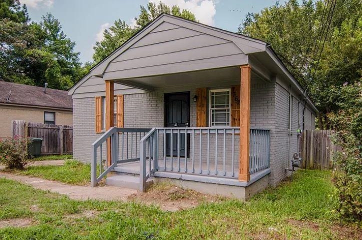 Bungalow-style home with covered porch