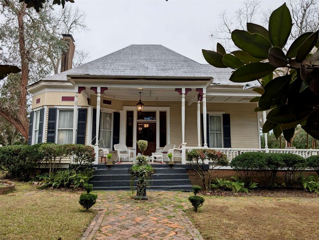 a view of a house with a patio