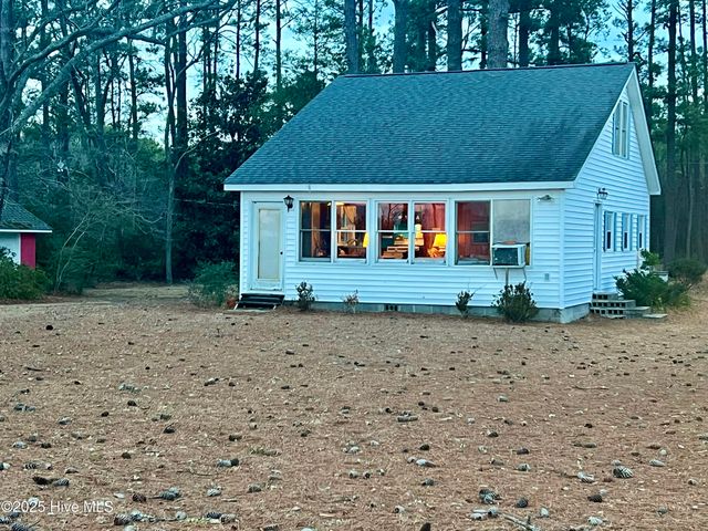 $290,000 | 2205 Old Pamlico Beach Road West | Bath Township - Beaufort County