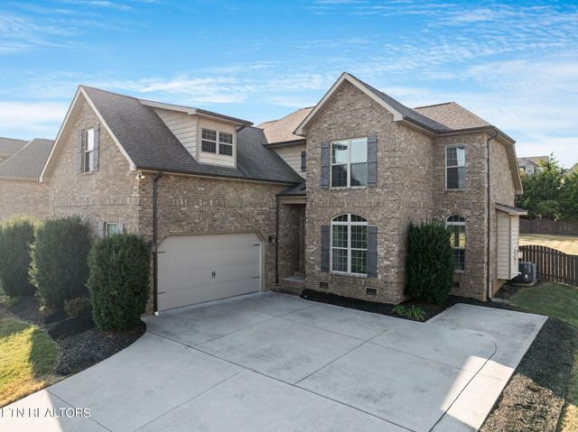 $579,000 | 430 Kennesaw Lane | Harrison Woods