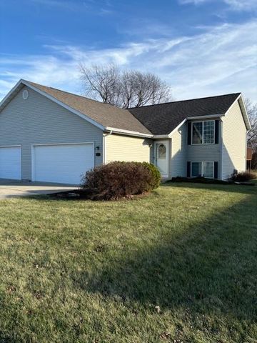 $254,900 | 4532 Woodgate Drive | Janesville