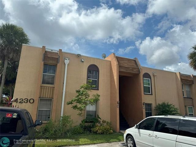 $1,750 | 4230 Northwest 21st Street, Unit 227 | Lauderhill