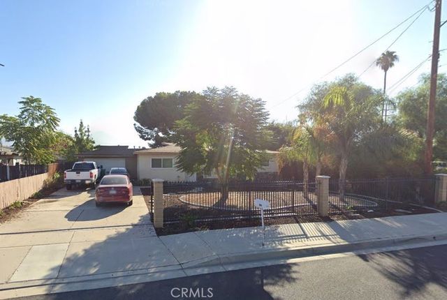 $500,000 | 7687 Central Avenue | Cypress - Highland