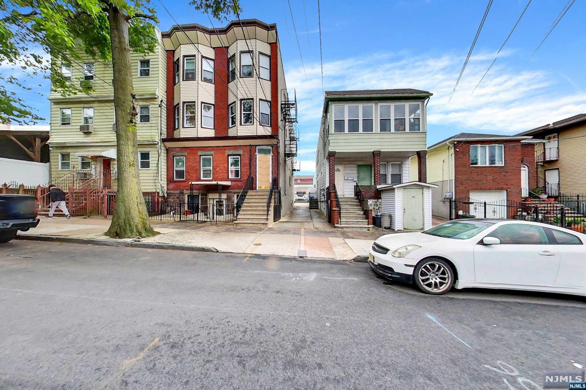 a car parked in front of a building