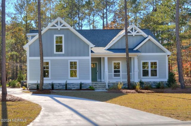 $649,900 | 572 Hearthside Drive Southeast | RiverSea Plantation