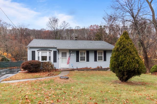 $319,900 | 509 Foxon Road | East Haven