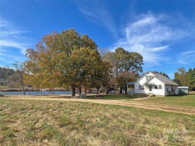 $199,000 | 2124 River Road