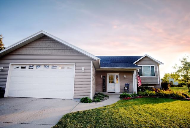 $349,900 | 1207 6th Avenue Northwest | Perham