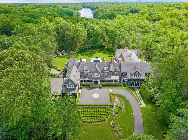 $16,500,000 | 9 Cowdray Park Drive | Conyers Farm