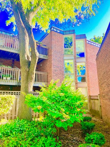 $3,400 | 2131 North Larrabee Street, Unit 6206 | Lincoln Park